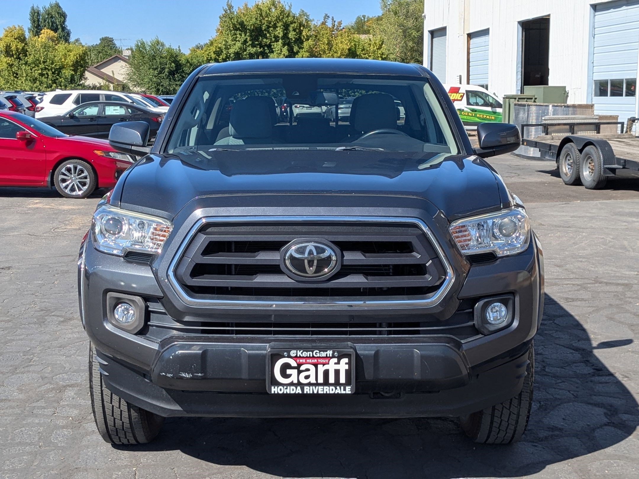 2020 Toyota Tacoma SR5 photo 8