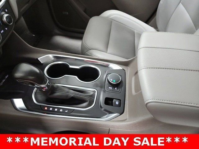 2021 Chevrolet Traverse Premier photo 29