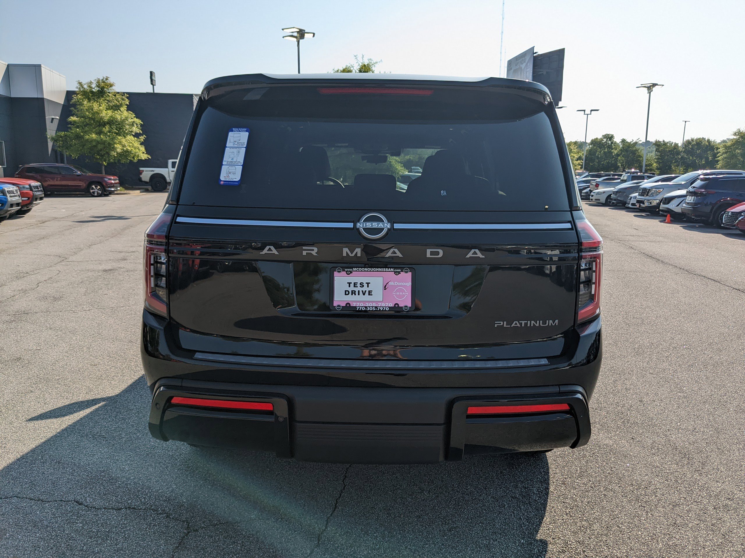 2025 Nissan Armada Platinum photo 3