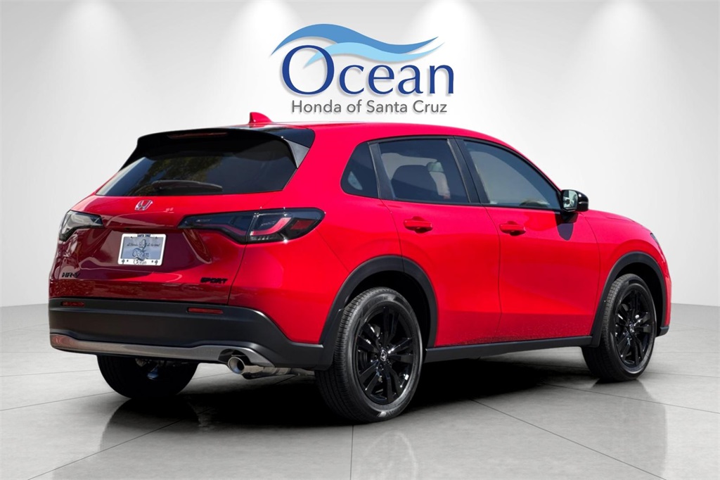 2026 Honda HR-V Sport photo 2