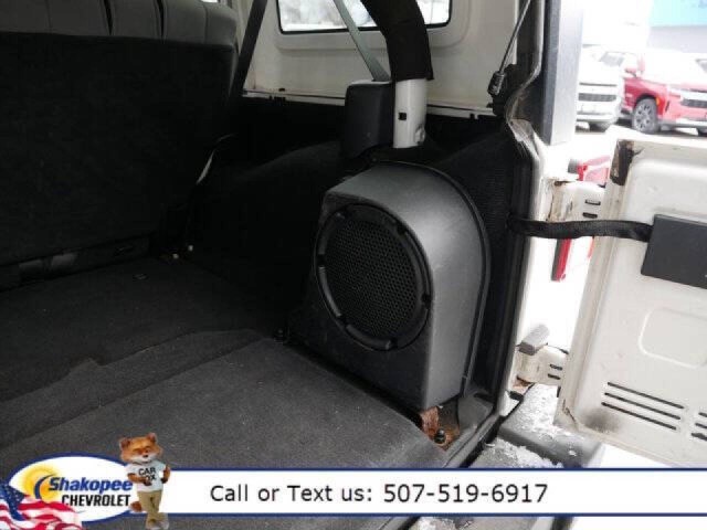 2010 Jeep Wrangler Unlimited Rubicon photo 11