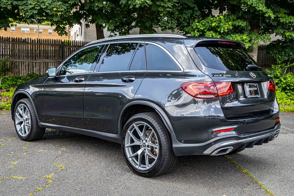 2022 Mercedes Benz GLC 300 4MATIC photo 4