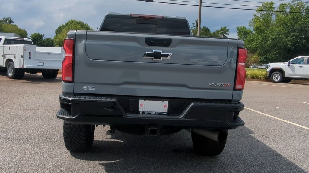 2024 Chevrolet Silverado 2500HD ZR2 photo 7