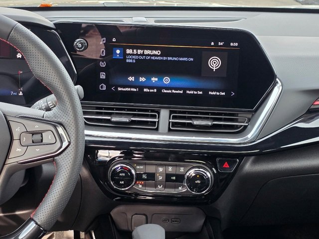 2026 Chevrolet Trax photo 3