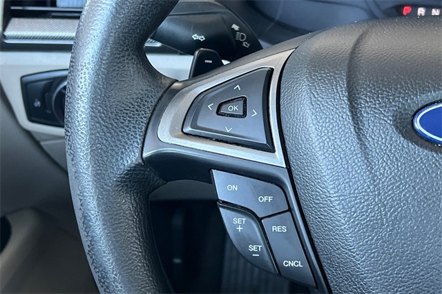 2018 Ford Fusion SE photo 25