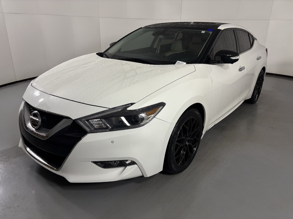 2017 Nissan Maxima Platinum photo 4