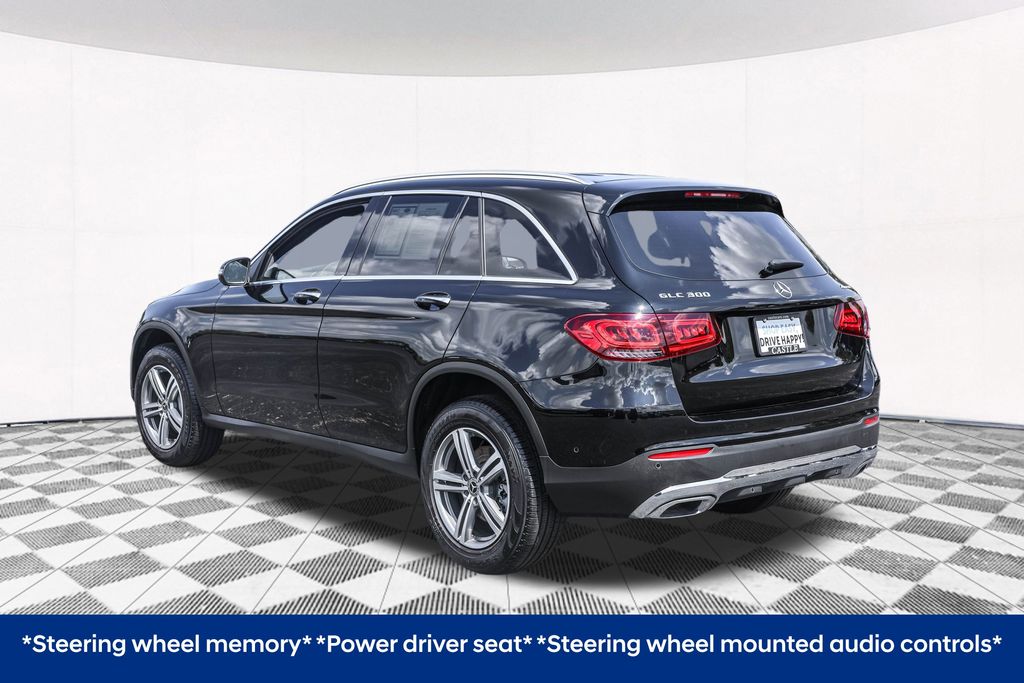 2022 Mercedes Benz GLC 300 4MATIC photo 2
