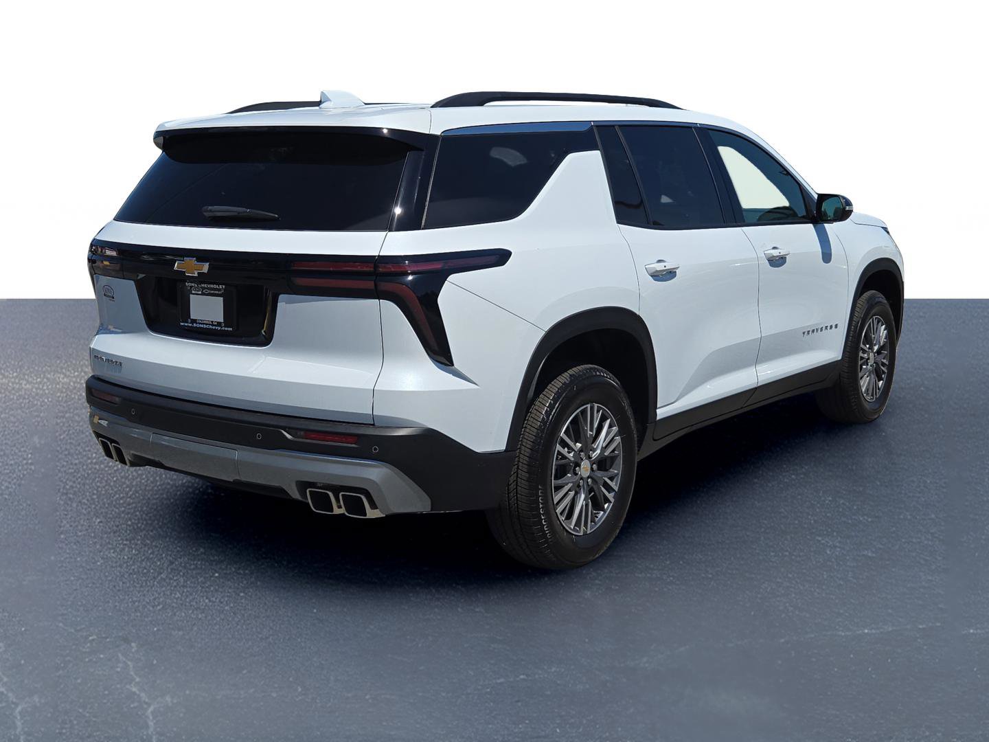2026 Chevrolet Traverse photo 3