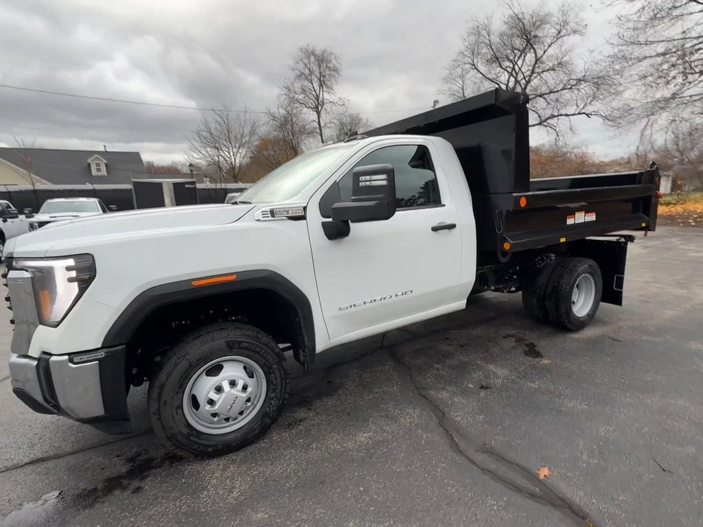 2026 Gmc Sierra 3500 HD photo 4