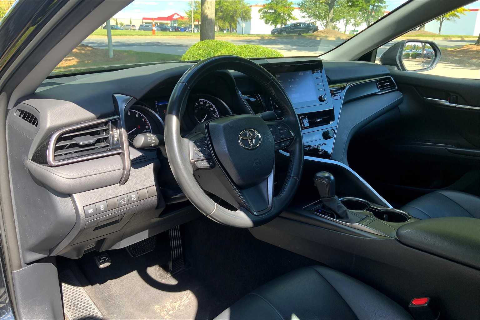 2023 Toyota Camry SE photo 15