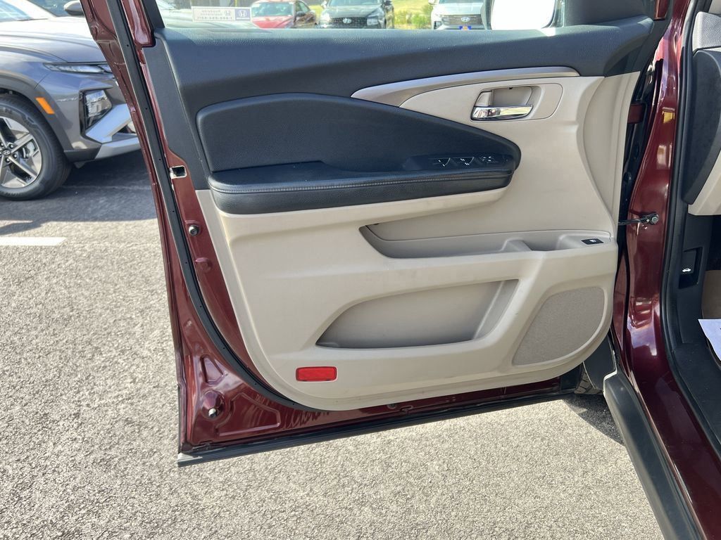 2018 Honda Ridgeline RTL photo 7