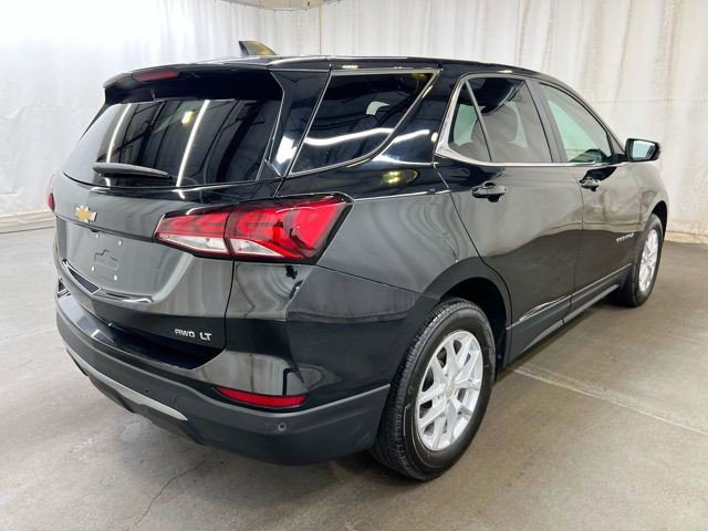 2022 Chevrolet Equinox LT photo 3