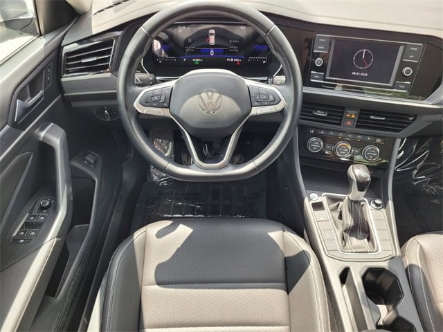 2024 Volkswagen Jetta SE photo 10