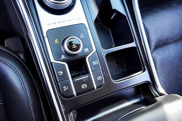 Used 2022 Gray Kia S image 33