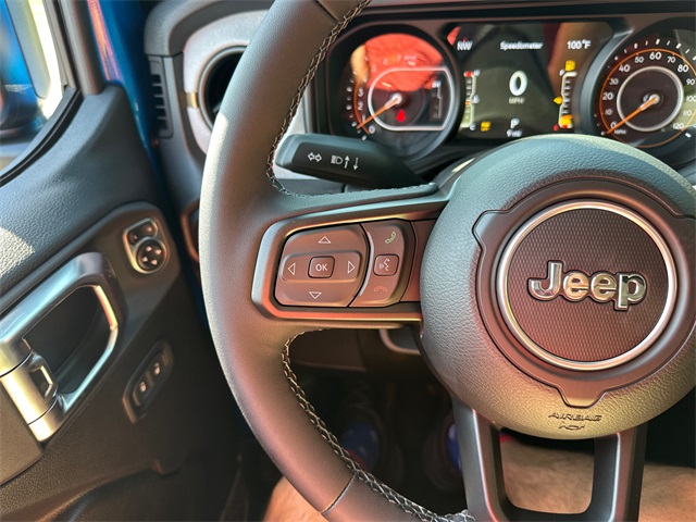 2025 Jeep Wrangler Sport S photo 31