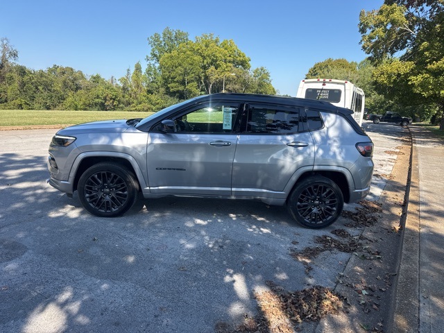 2023 Jeep Compass High Altitude photo 4