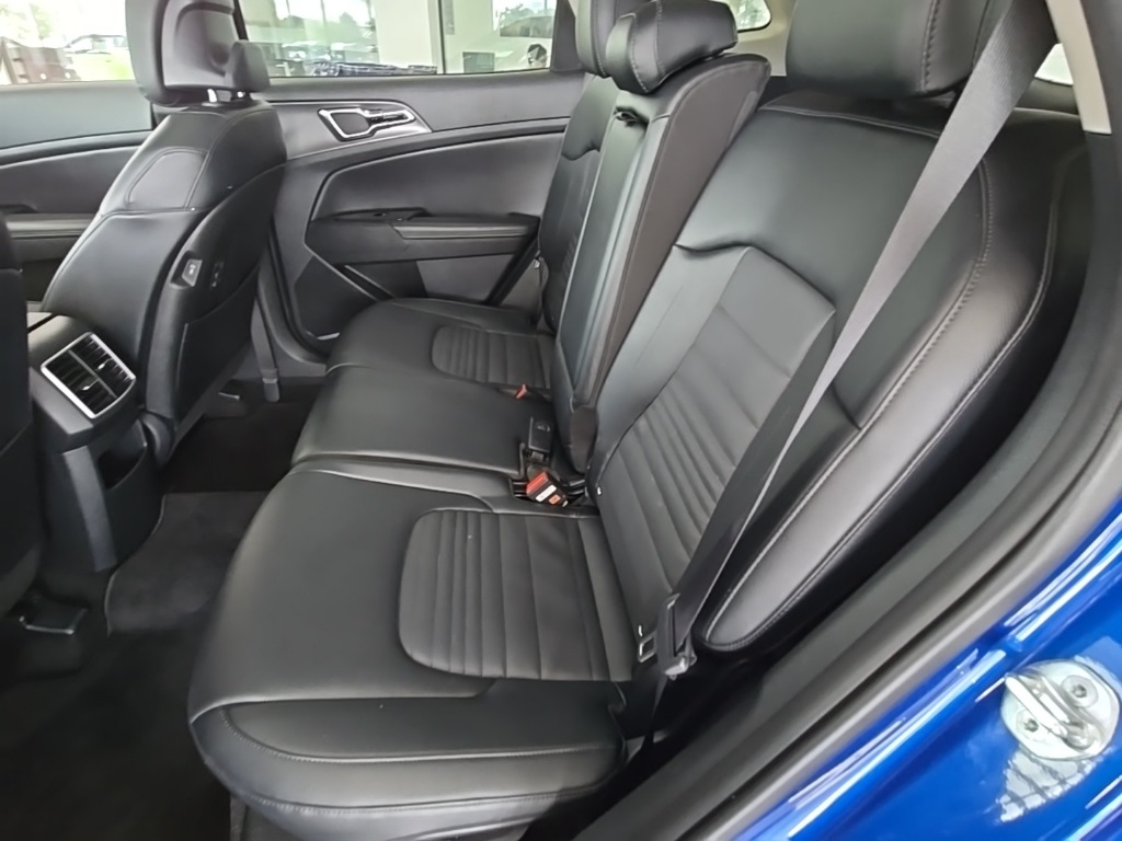 2023 Kia Sportage photo 13
