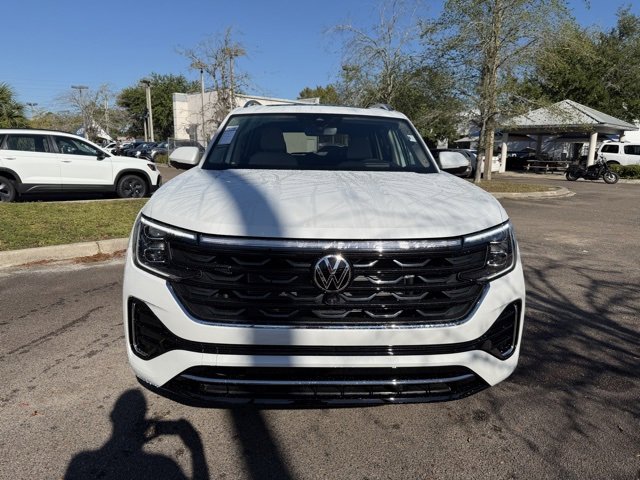2026 Volkswagen Atlas SEL Premium R-Line photo 2