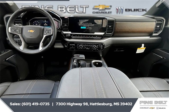 2026 Chevrolet Silverado 1500 High Country photo 4