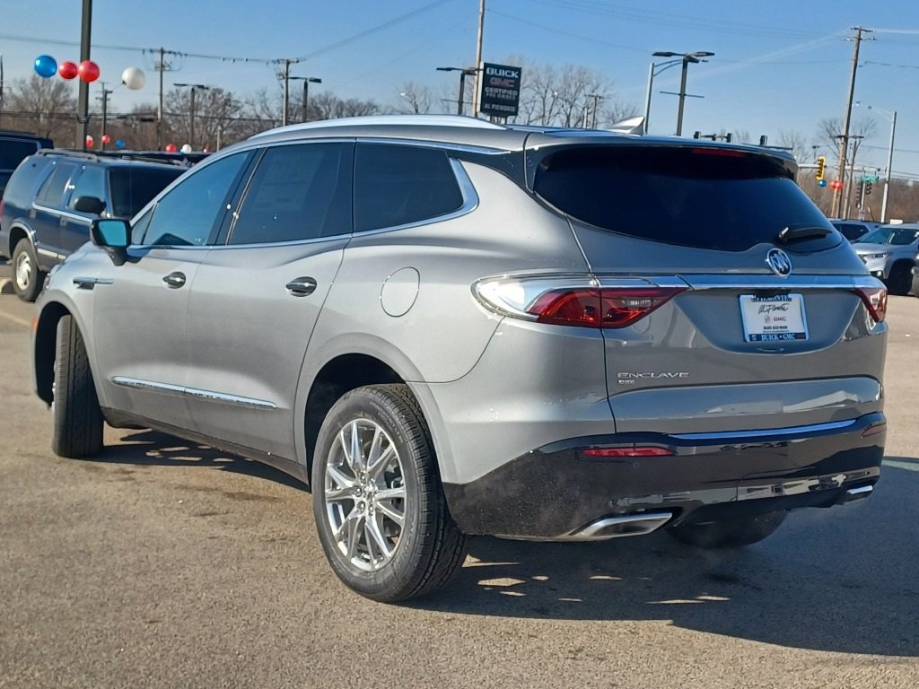 2024 Buick Enclave Premium photo 13