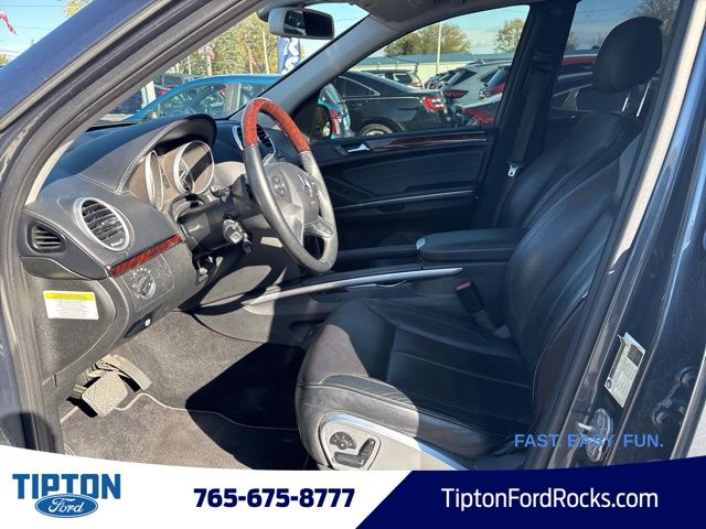 2010 Mercedes Benz GL 550 photo 3