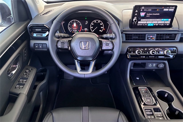 2025 Honda Pilot Touring photo 20