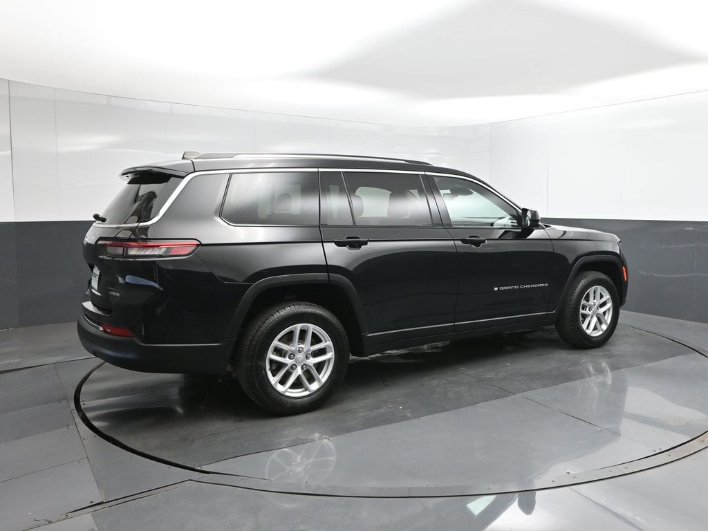 2023 Jeep Grand Cherokee Laredo photo 14