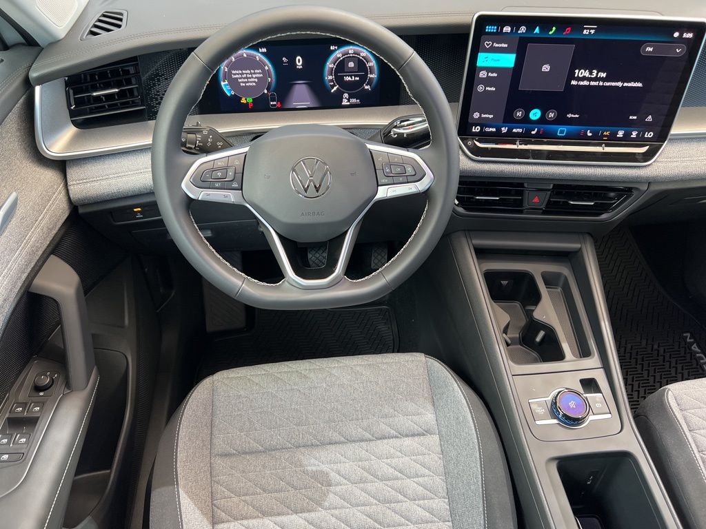 2025 Volkswagen Tiguan S photo 13