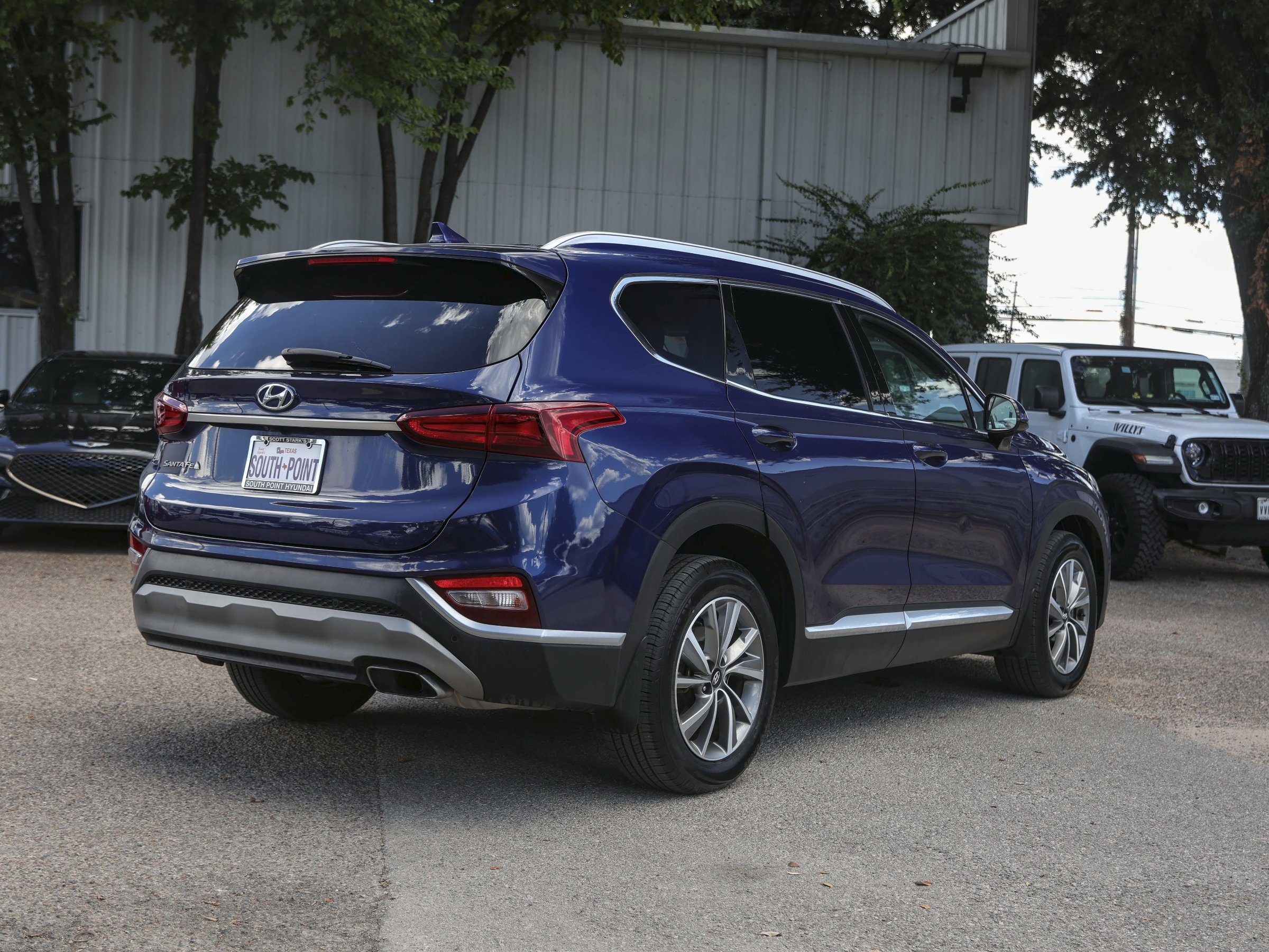 2020 Hyundai Santa Fe SEL photo 5