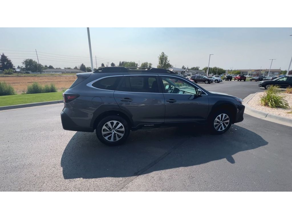 2025 Subaru Outback Premium photo 8