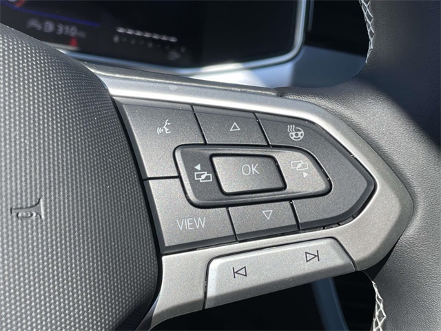 2025 Volkswagen Taos SE photo 22