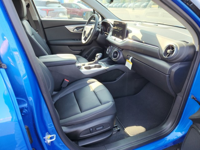 2025 Chevrolet Blazer 3LT photo 8