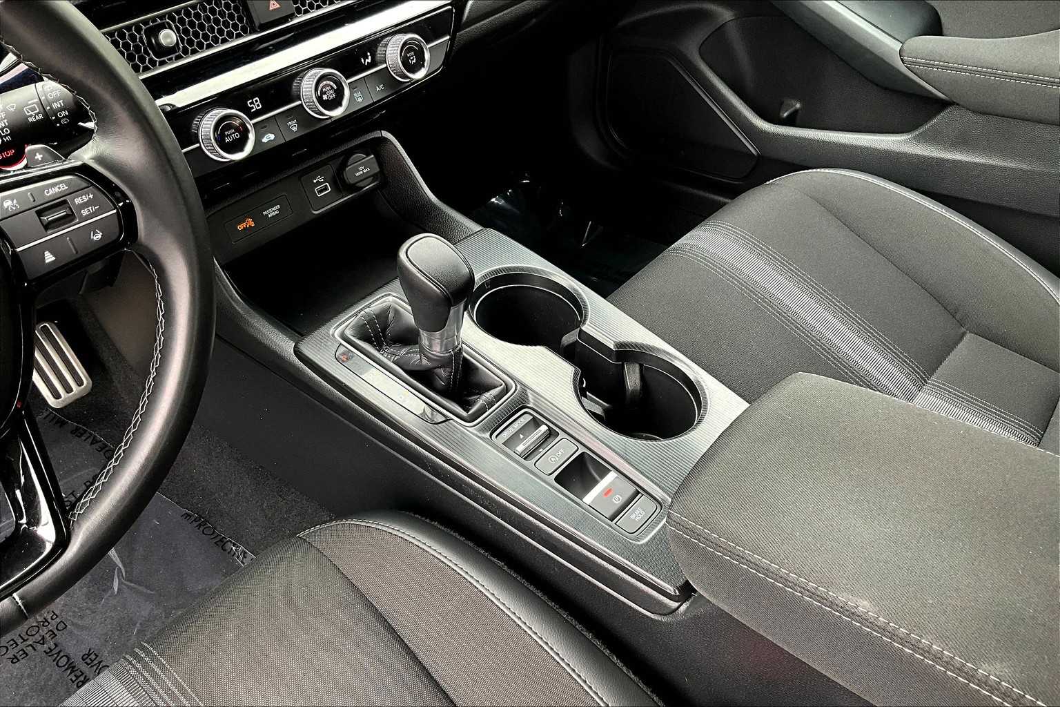 2023 Honda Civic Hatchback Sport photo 15