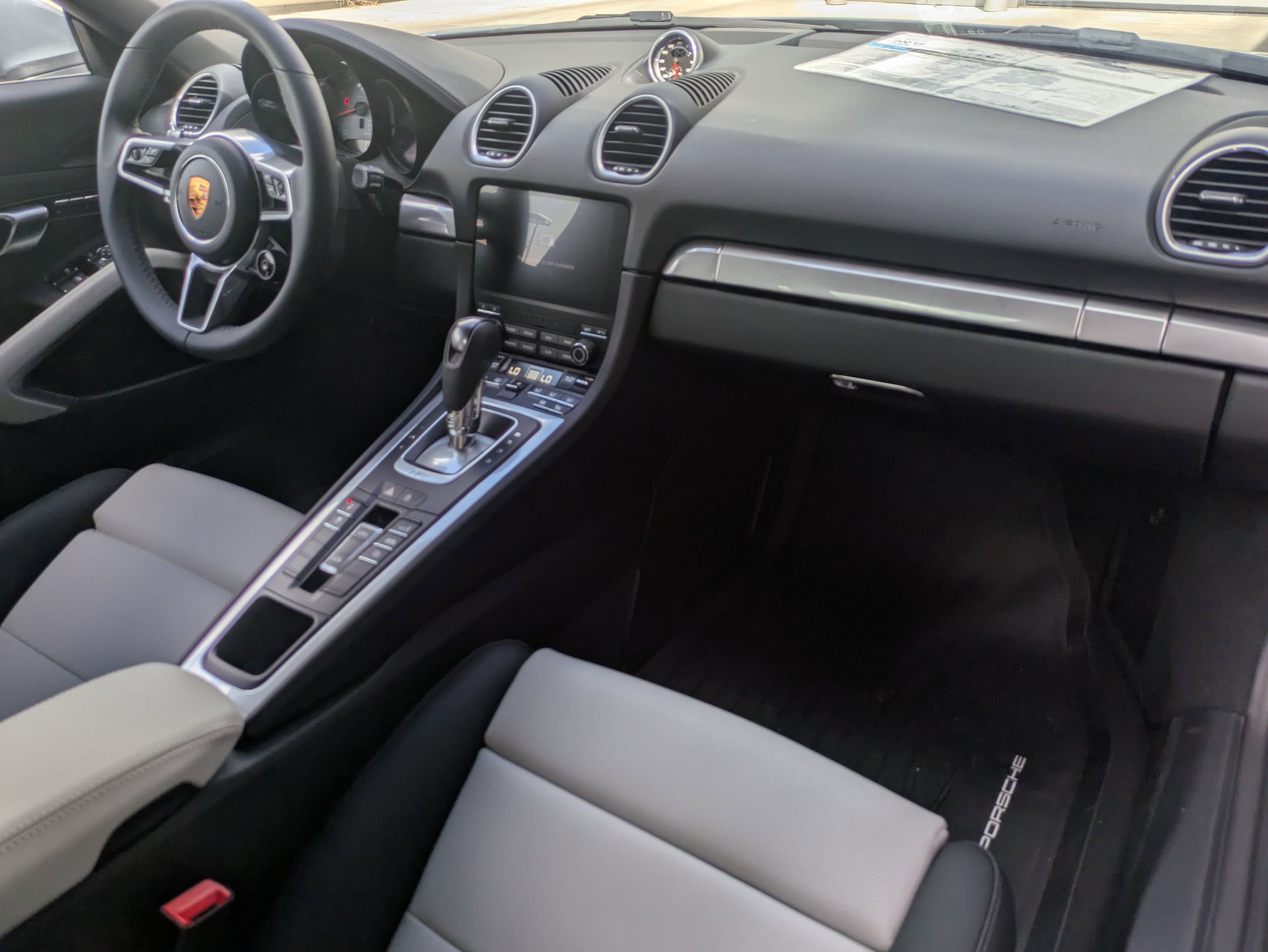 2025 Porsche Boxster S photo 23