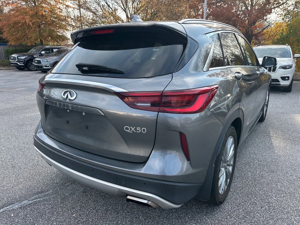 2023 Infiniti QX50 Luxe photo 4