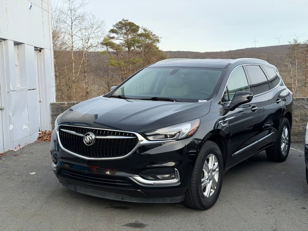 2019 Buick Enclave Essence's photo
