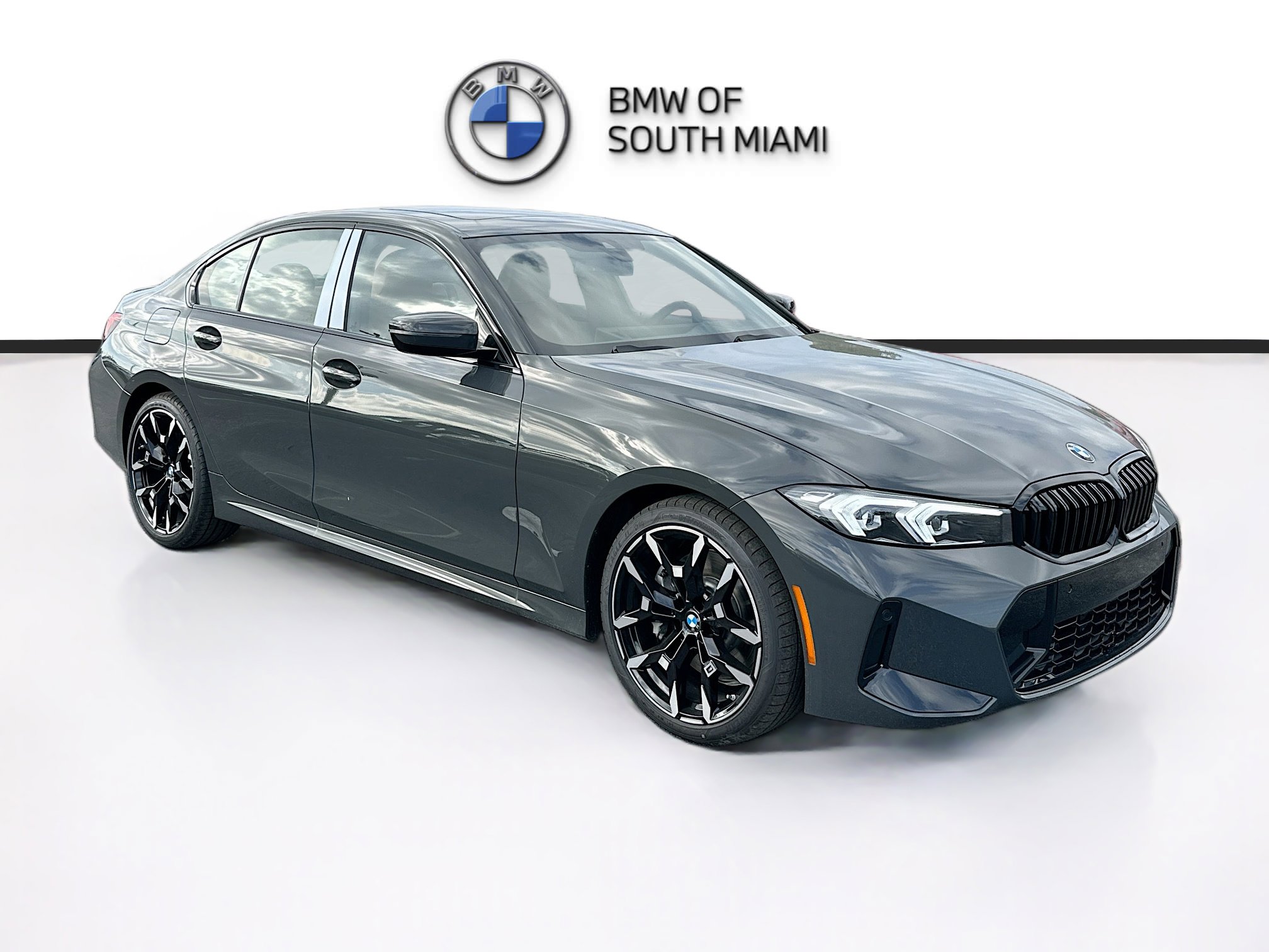 2026 BMW 3 Series 330i's photo