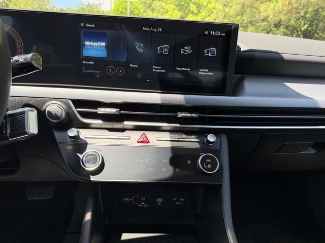 2025 Hyundai Sonata SEL photo 19