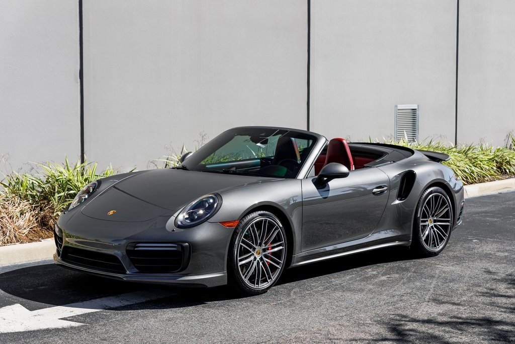 2017 Porsche 911 S Cabriolet photo 4