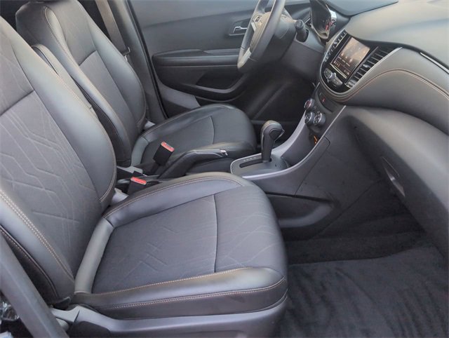 2022 Chevrolet Trax LT photo 16