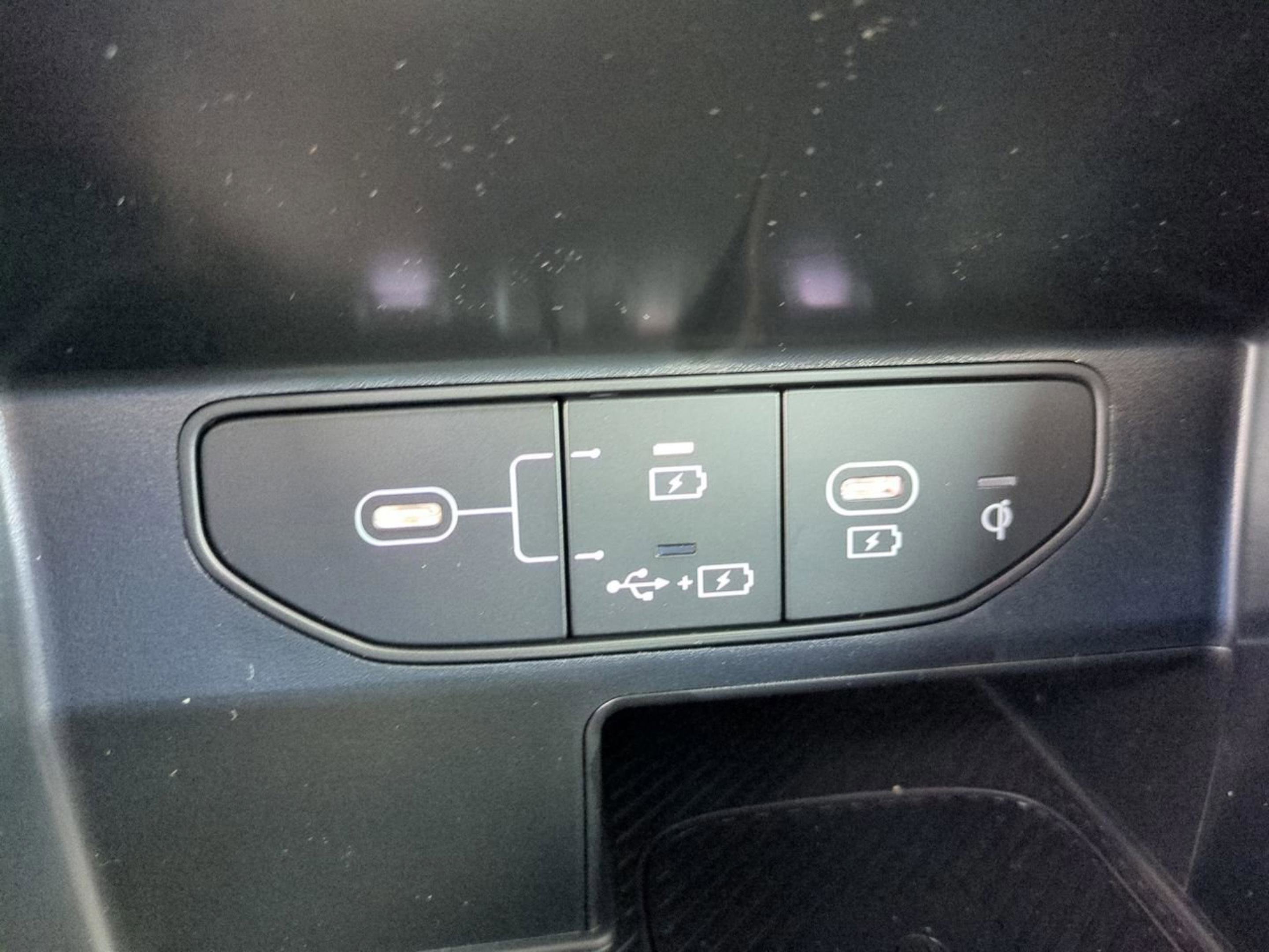 2025 Kia Sorento EX photo 11