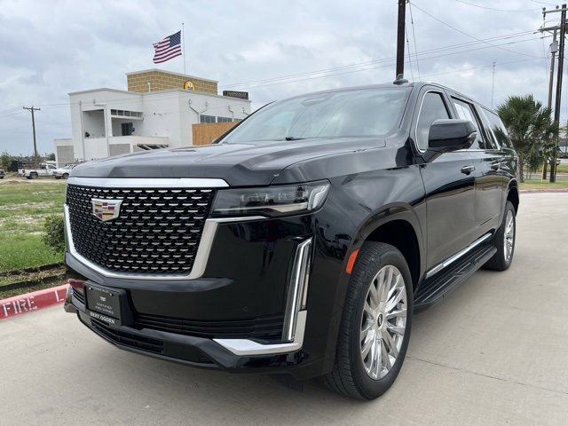 2023 Cadillac Escalade ESV Premium Luxury photo 3