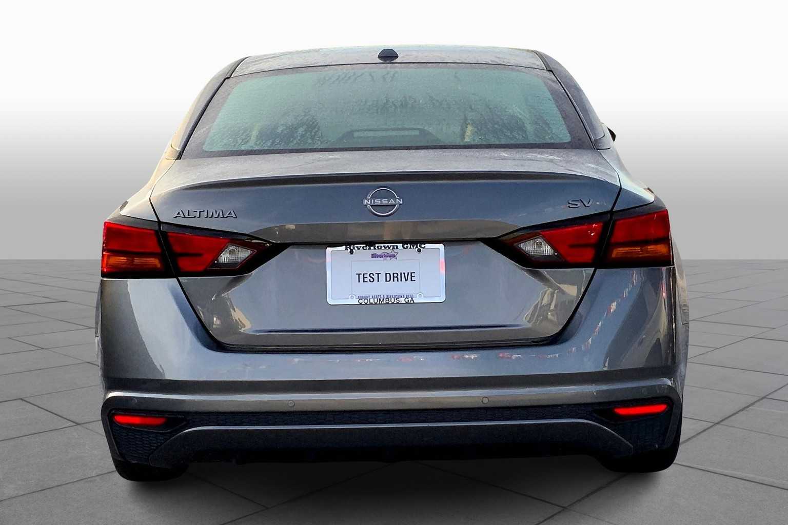 2024 Nissan Altima 2.5 SV photo 4