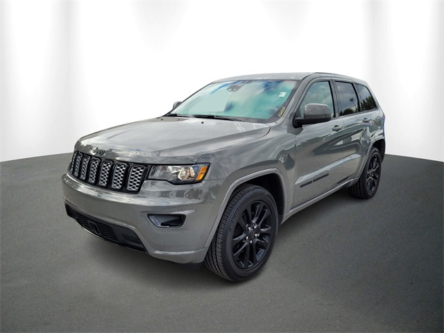Used 2020 Jeep Grand Cherokee Altitude with VIN 1C4RJEAG5LC376600 for sale in Lutz, FL