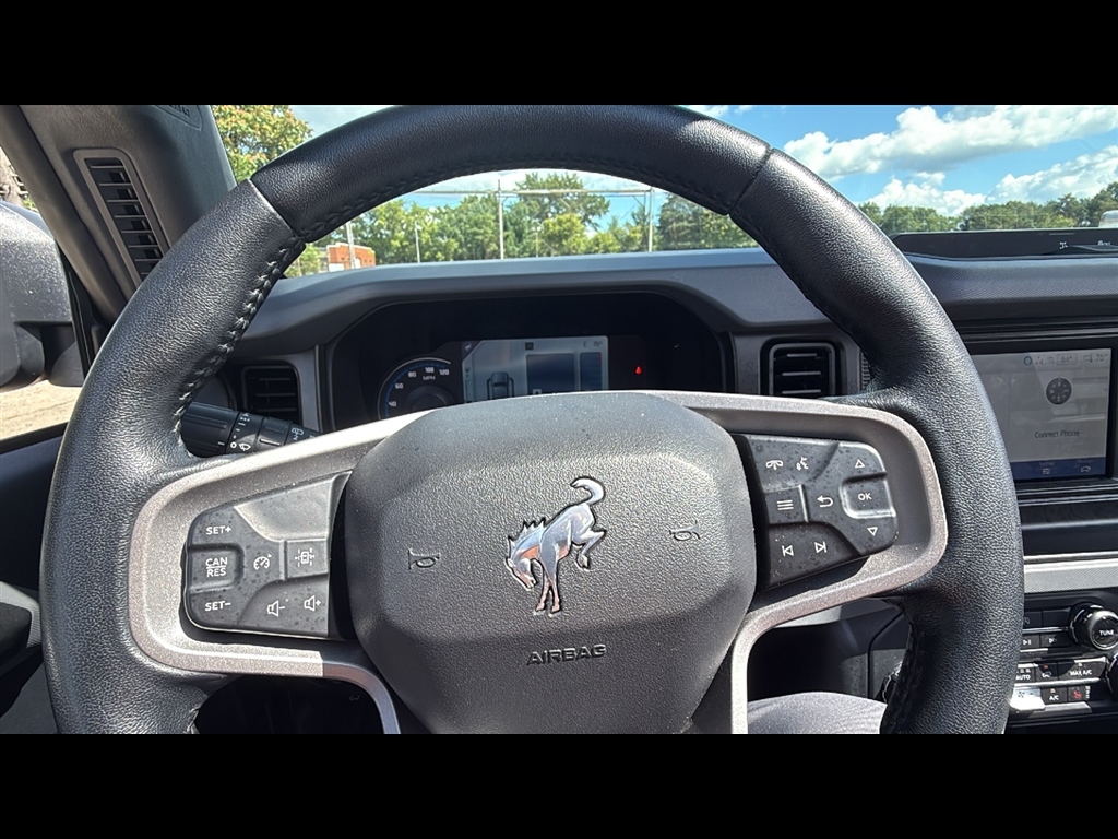 2022 Ford Bronco Base Big Bend Black Diamond Outer Banks photo 9