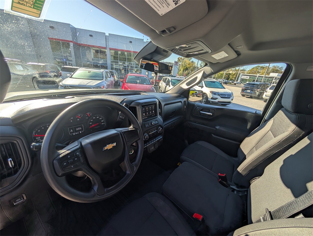 2022 Chevrolet Silverado 1500 Custom photo 4