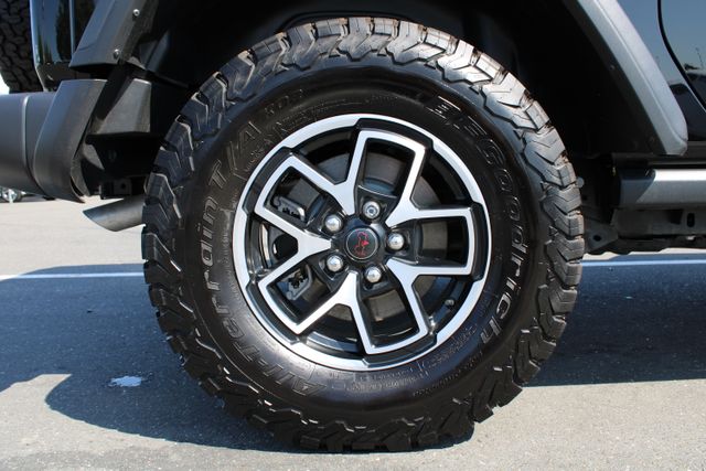 2024 Jeep Wrangler Rubicon photo 10