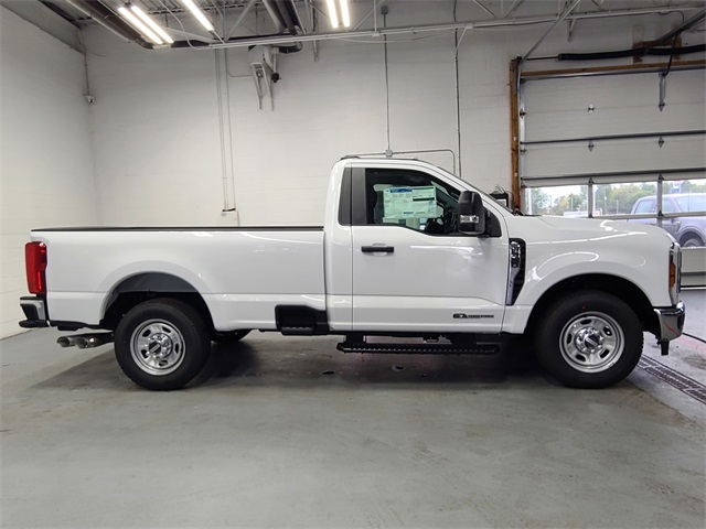 2024 Ford F-350 XL photo 3