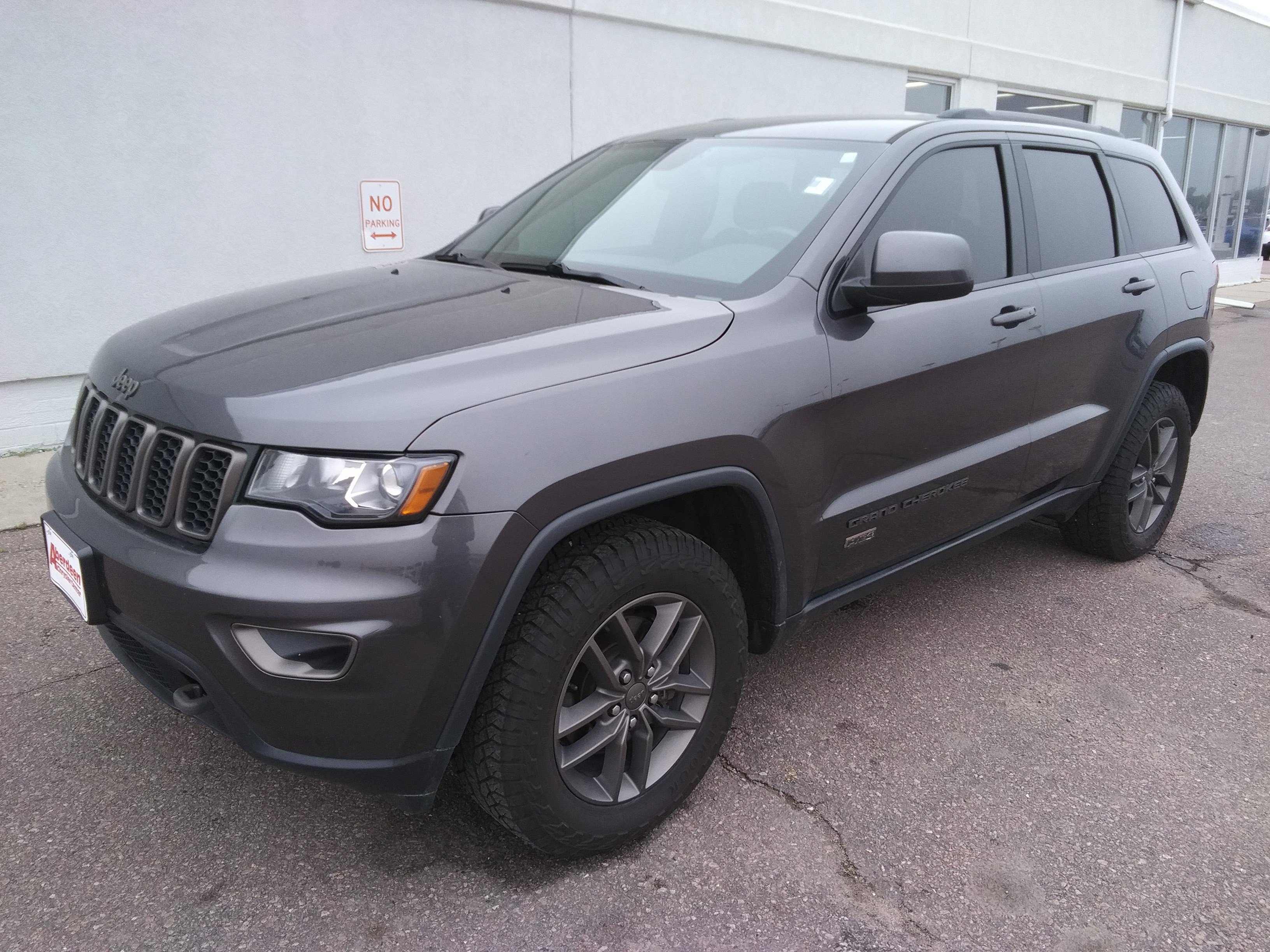 Used 2016 Jeep Grand Cherokee Laredo with VIN 1C4RJFAG8GC378823 for sale in Aberdeen, SD