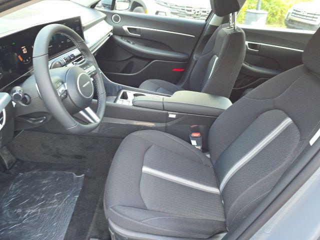 2026 Hyundai Sonata SEL Sport photo 4